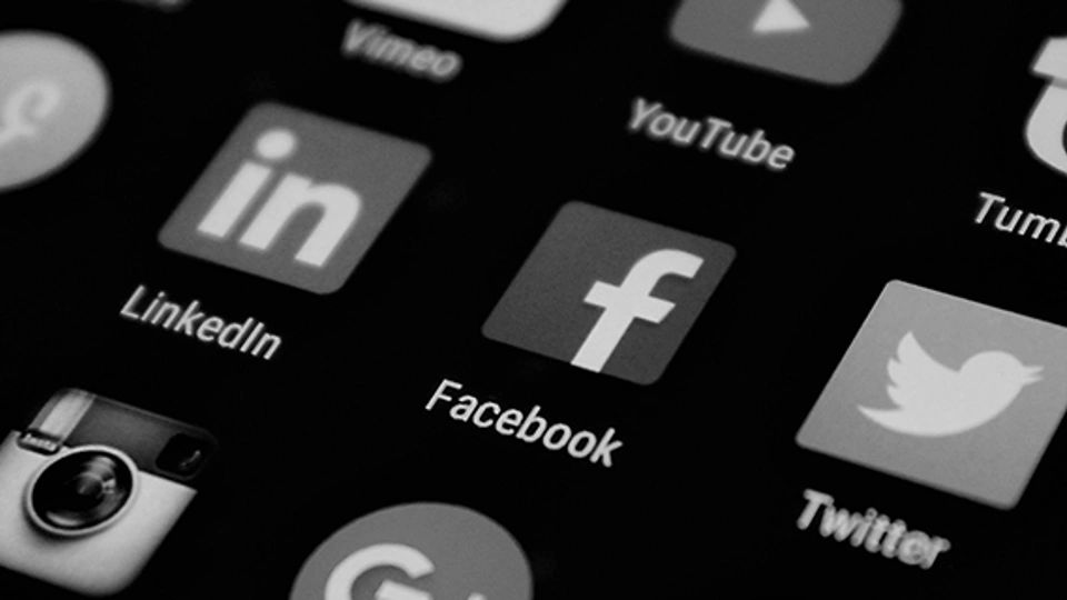apps-social-media.jpg